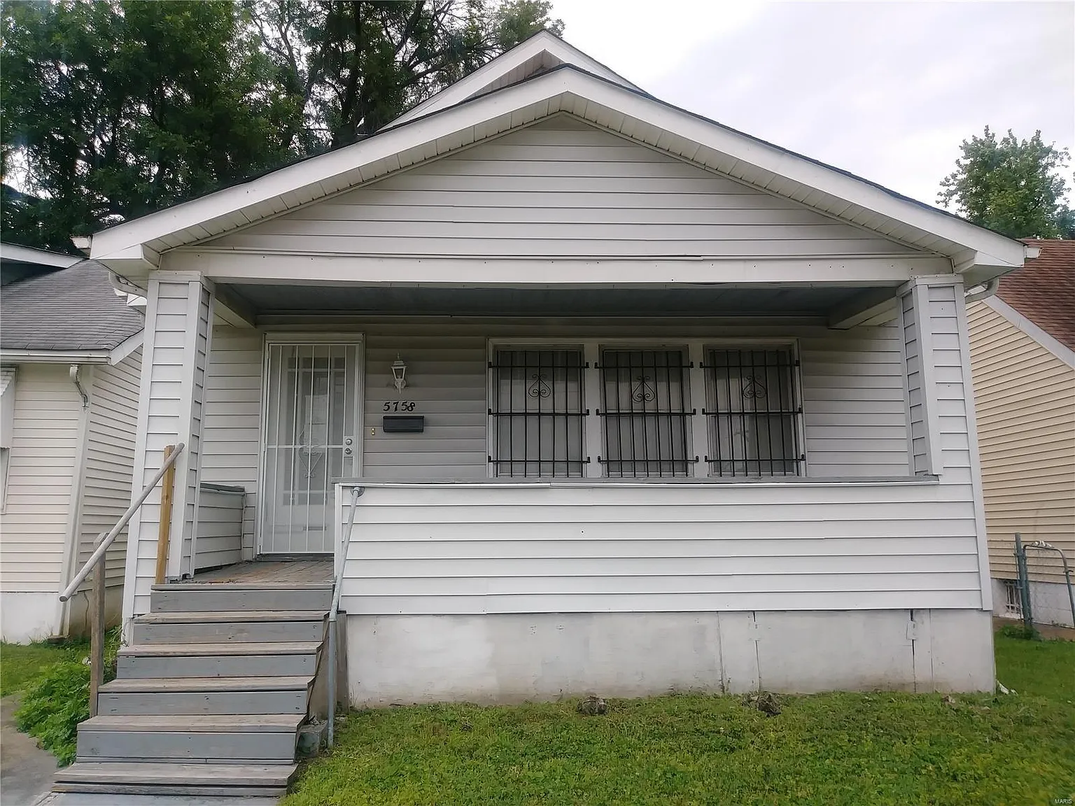 5758 Acme Ave photo 1