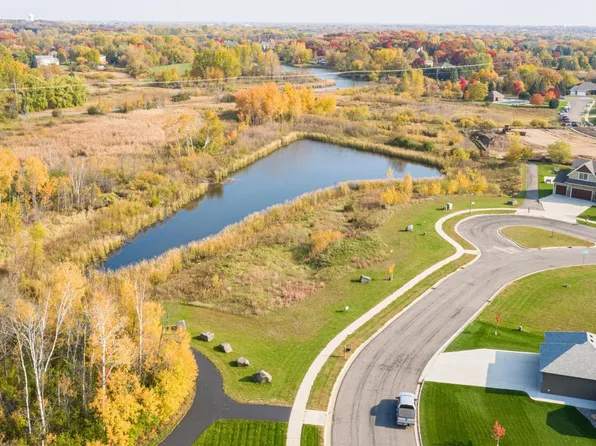 3305 Topaz Ln S, Saint Cloud, MN 56301