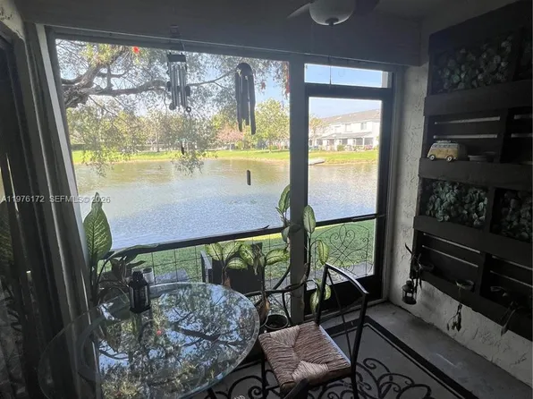 5533 Courtyard Dr #5533, Pompano Beach, FL 33063