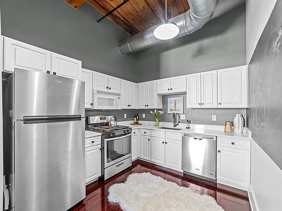 5th image of 37 Millyard Unit 206
