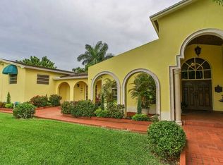 10040 SW 111th St, Miami, FL 33176