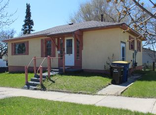 604 3rd Ave SW, Jamestown, ND 58401