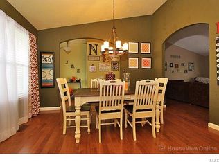 9796 Ridgecrest Dr, Hillsboro, MO 63050