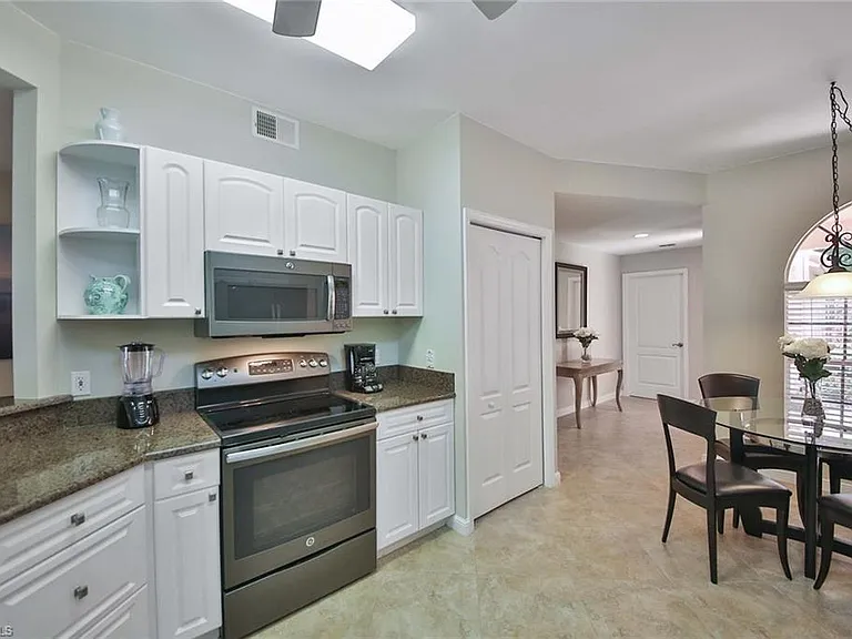526 Lake Louise Cir #4403 — Photo 7