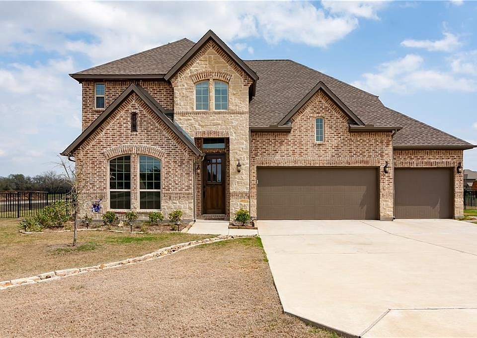 1st image of 7917 Meadow Glen Dr