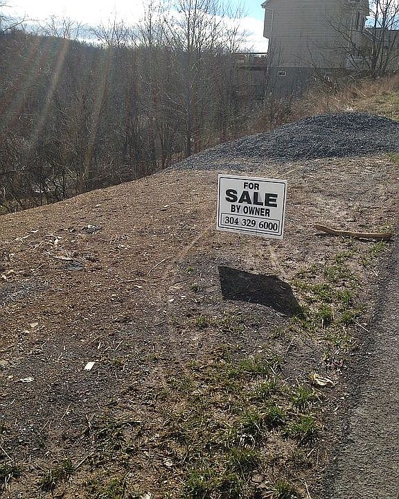 Front of Lot 
304-329-6000