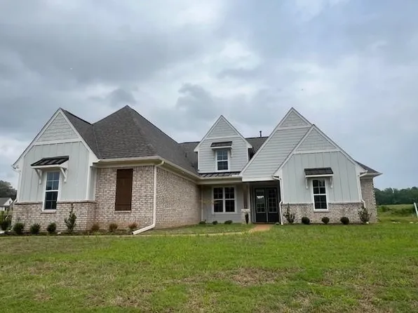 45 Grassy Hill Rd, Piperton, TN 38017