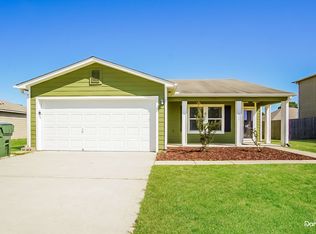 111 Firefly Ln, Owens Cross Roads, AL 35763