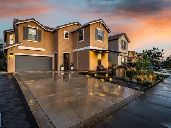 668 Morning Glory Cir, Ione, CA 95640