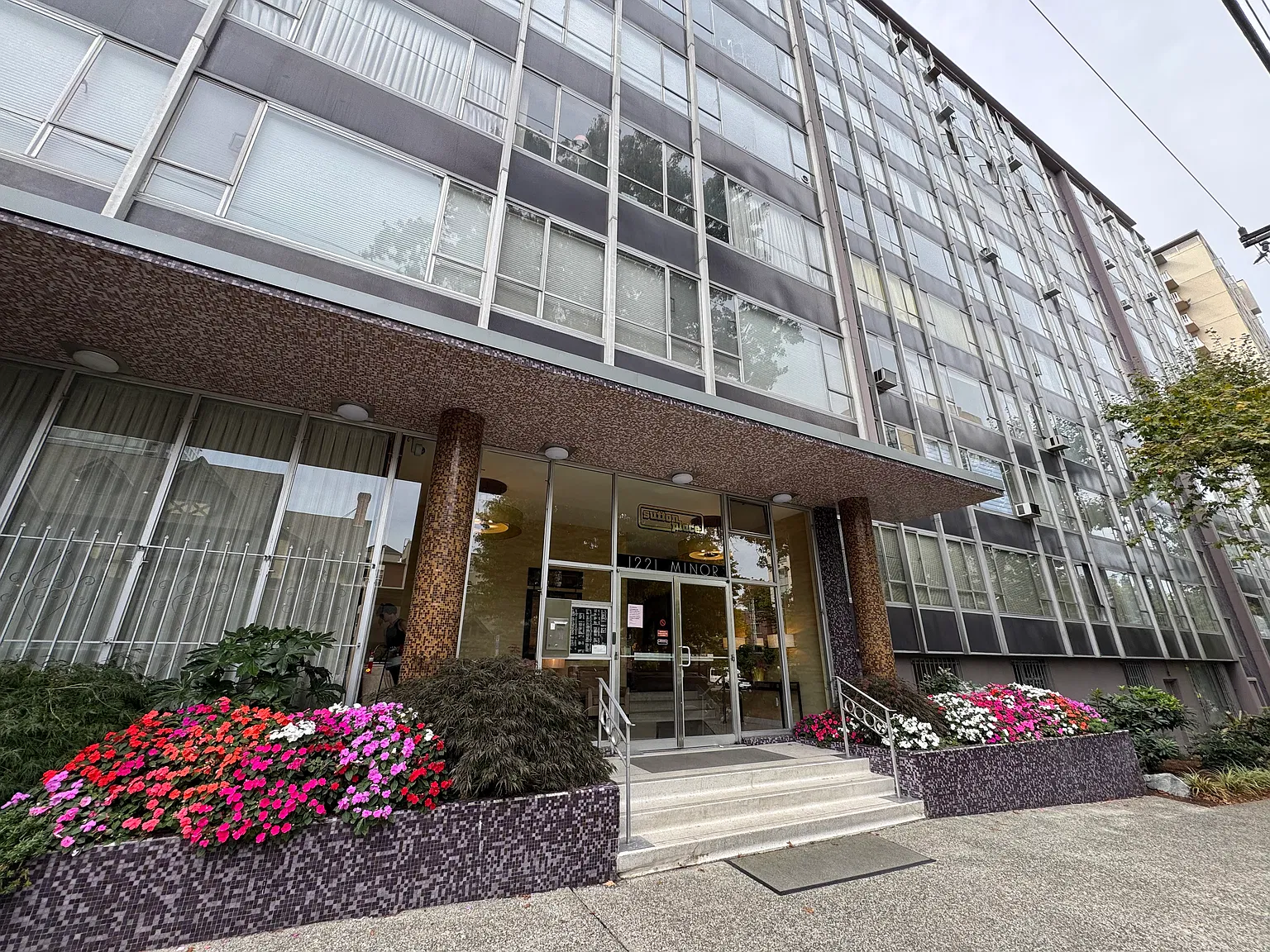 1 bed, 660 sqft, $1,895 — Photo 3