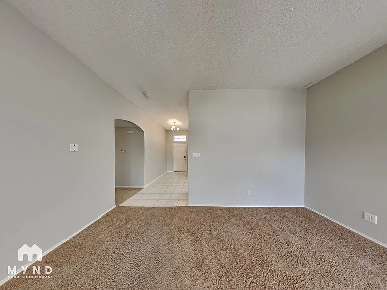 4611 Basil Dr — Photo 4