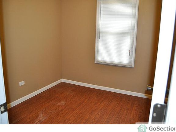 4th image of 903 Koehn Dr