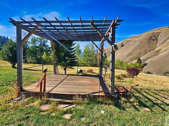 24th image of this home