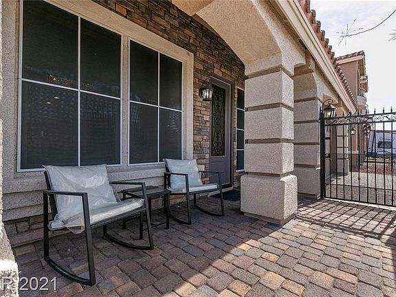 3rd image of 10508 Aphrodite St