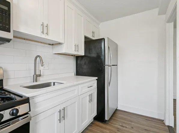 75 30th St Unit G1, Newport News, VA 23607