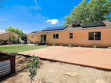 320 N 2790 E — Photo 17