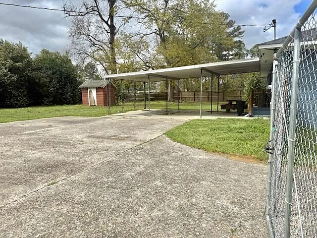 2730 Lakewood Dr — Photo 11