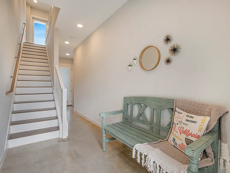9060 Corsair Pl — Photo 5