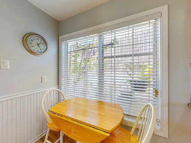 251 Avenida Rosa — Photo 11