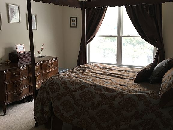 5th image of 3649 Merriville Ct SE