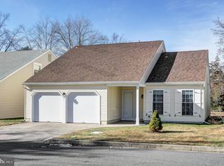 5 Waterbury Ct, Medford, NJ 08055