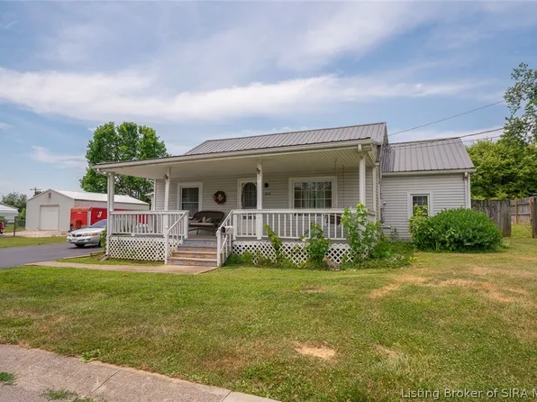 606 Berkey St, Salem, IN 47167