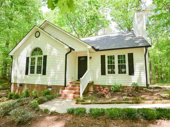 287 Wyndfall Ln, Clayton, NC 27527