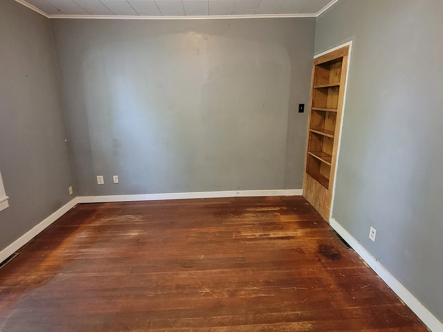 5 bed, $1,775 — Photo 3