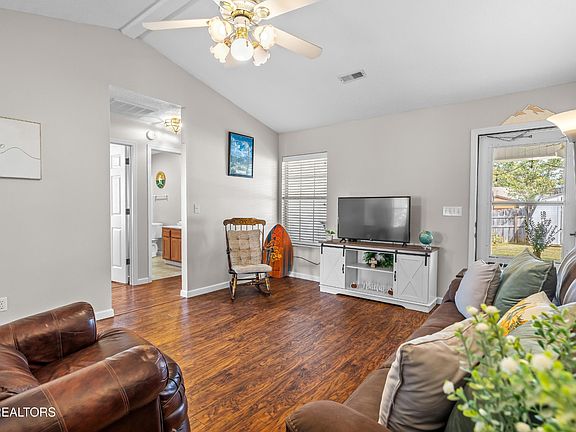 5th image of 3148 Harrington Ct