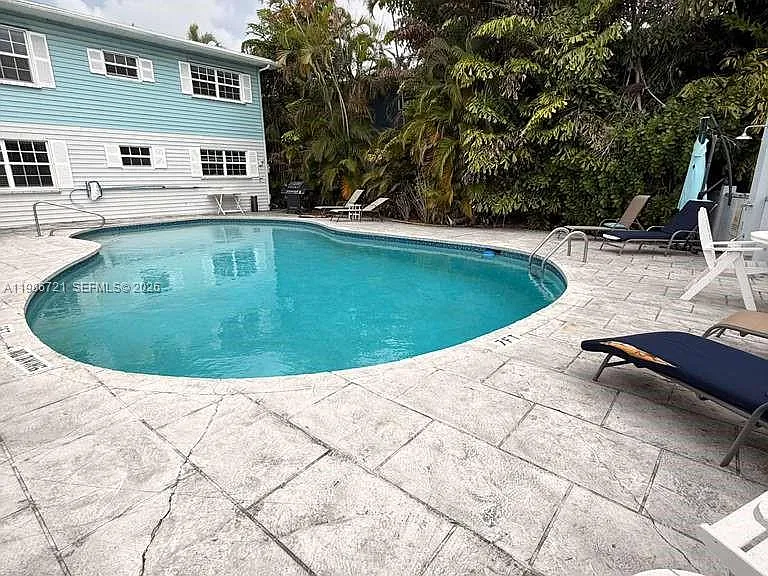 57 NE 24th St #COTTAGE — Photo 13