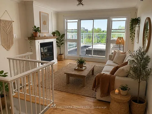 2151 Danforth Ave #301 Photo 1