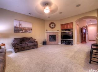 976 Alfonso Ln, Manteca, CA 95336