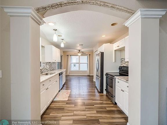 3rd image of 3515 Dunes Vista Dr