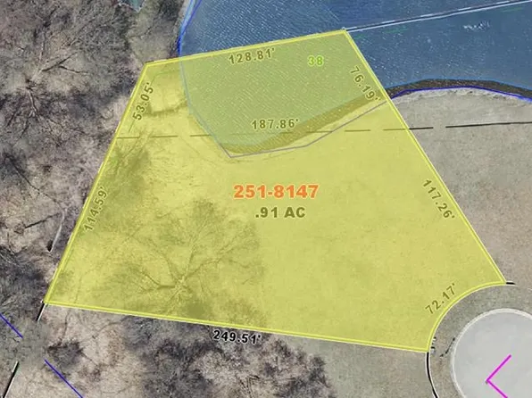 Jordan Dr #38, Marinette, WI 54143