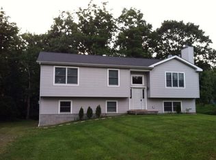 10 W Pine Rd, Staatsburg, NY 12580