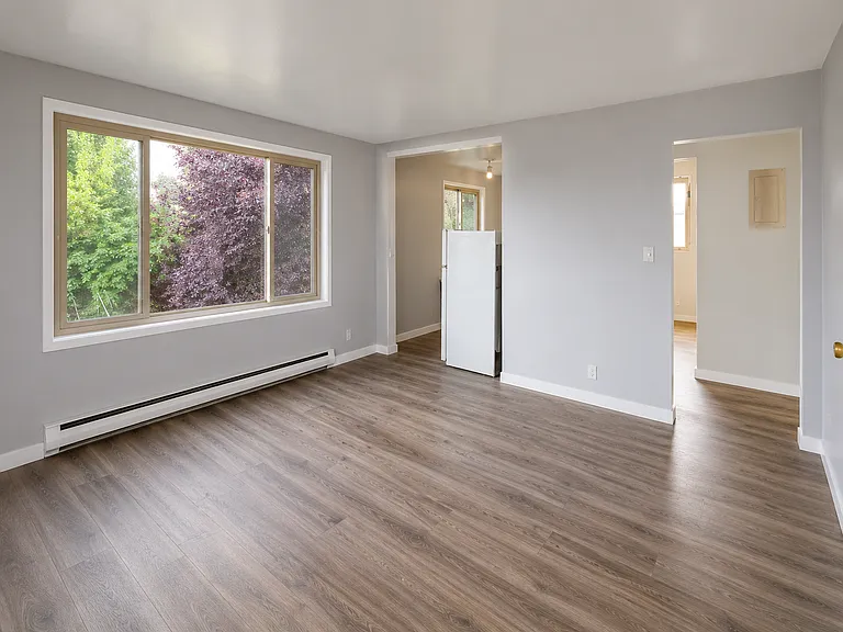 1417 Belmont Ave — Photo 15