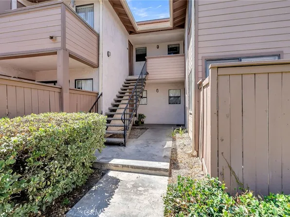 1303 Massachusetts Ave APT 204, Riverside, CA 92507