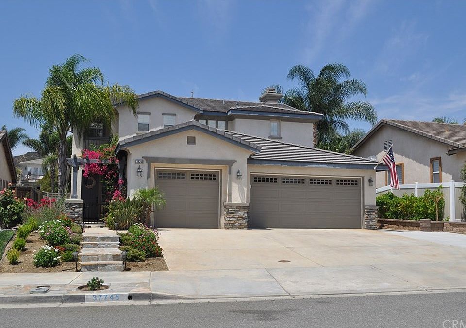 1st image of 37745 Amber Ln