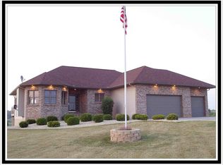 W10186 570th Ave, River Falls, WI 54022