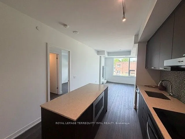8188 Yonge St #208 — Photo 5