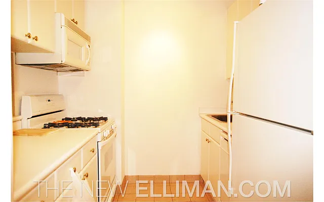 Rented by Douglas Elliman | media 77