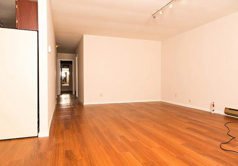 321 Bellevue Way SE #301 — Photo 9