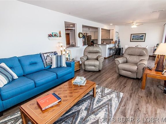 4th image of 913 Crawford Dr #102