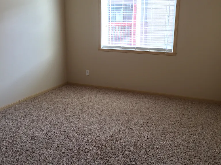 Skaff Apartments - Moorhead — Photo 190