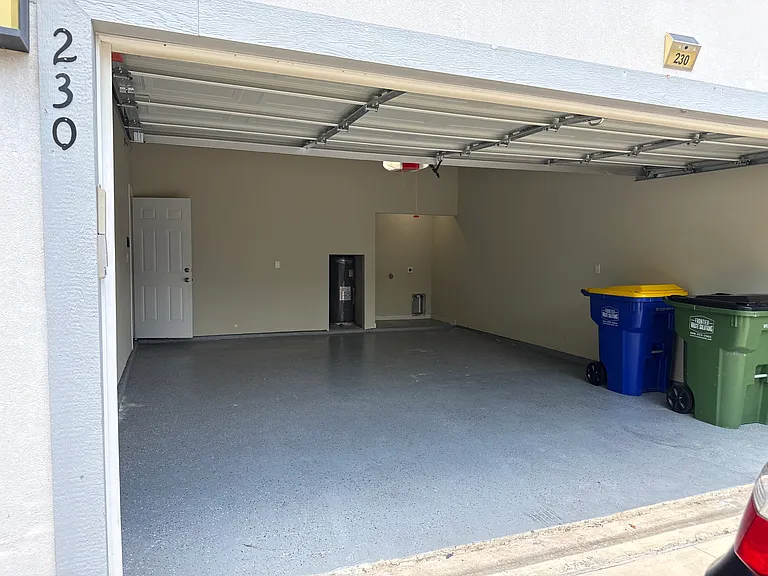 230 Heritage Ct — Photo 19