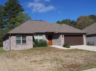 1205 N Laurel Ln, Searcy, AR 72143
