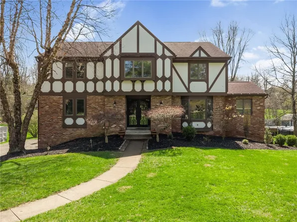 153 Oakwood Rd, McMurray, PA 15317