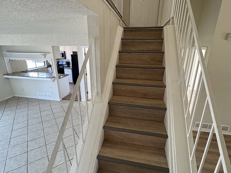 19747 E Princeton Pl — Photo 10