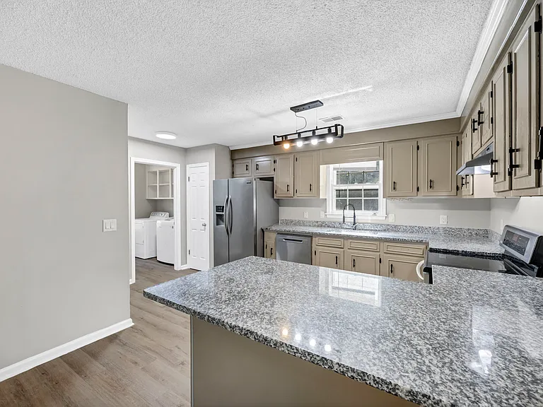 168 Thames Valley Ct — Photo 12