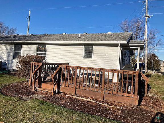 4th image of 402 E Main St Unit B